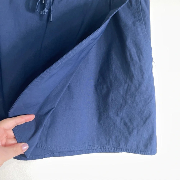 Eddie Bauer Tulip Hem ladies skort Large Navy Blue - Picture 2 of 11